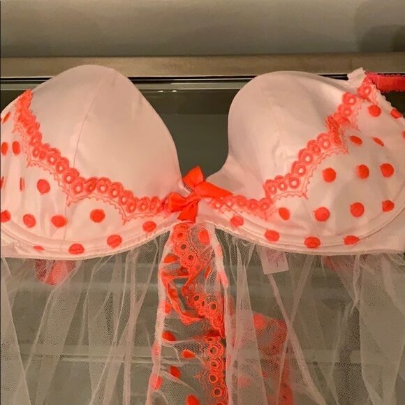 VICTORIA’S Secret satin baby doll - Picture 2 of 5